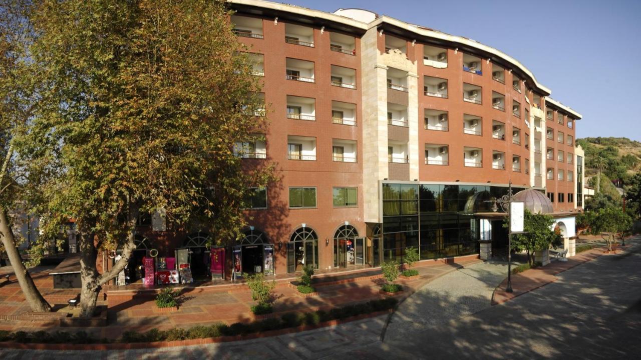 Noxinn Club Hotel Konaklı Extérieur photo