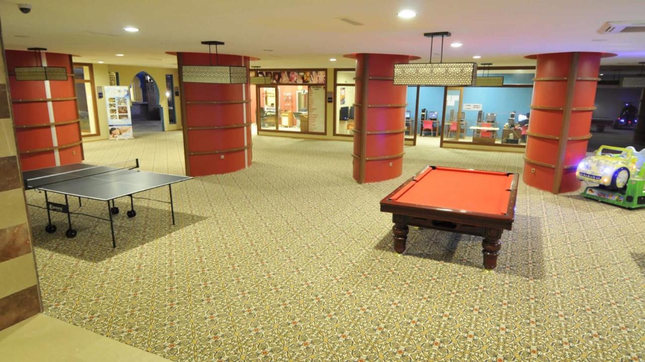 Noxinn Club Hotel Konaklı Extérieur photo