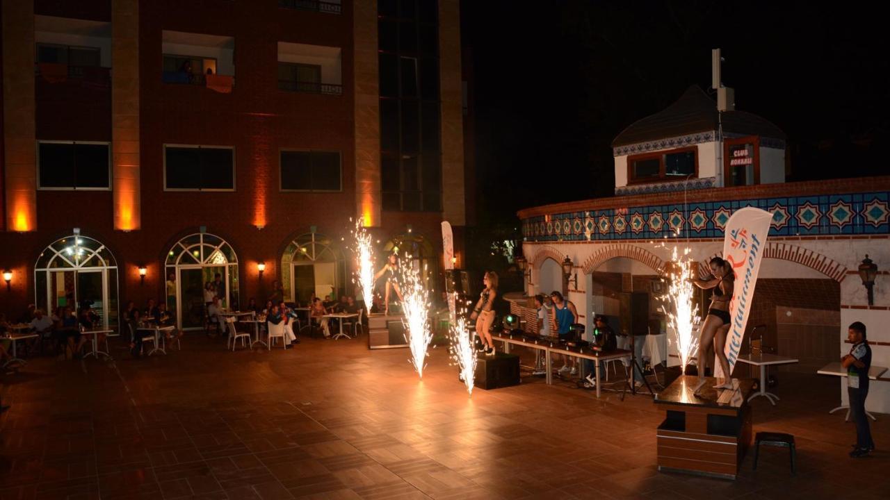 Noxinn Club Hotel Konaklı Extérieur photo