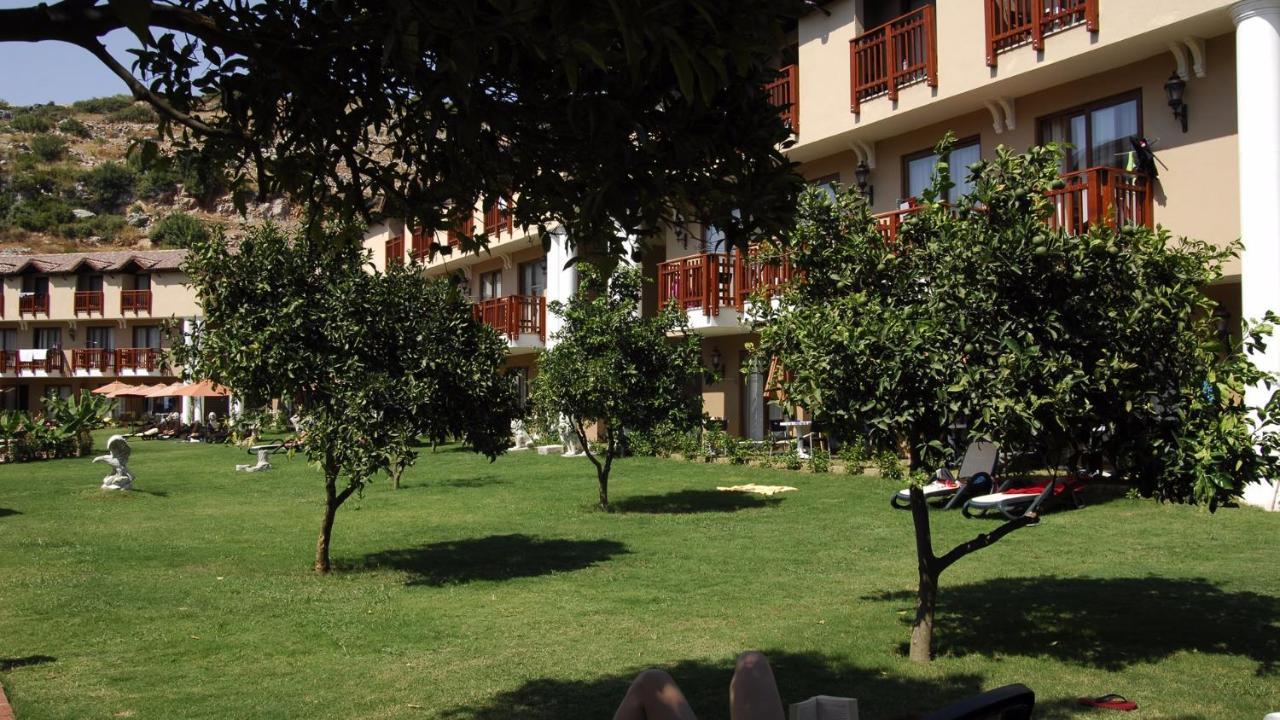 Noxinn Club Hotel Konaklı Extérieur photo
